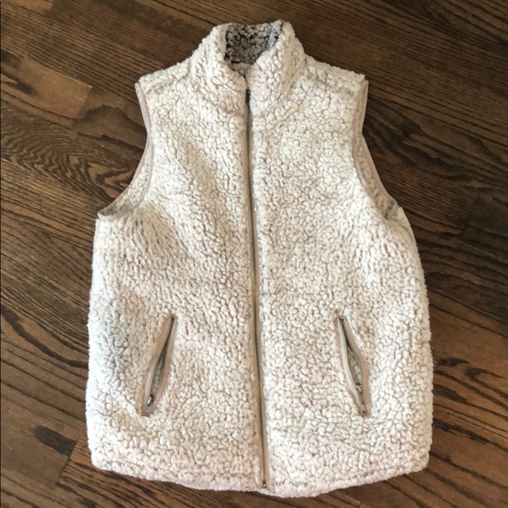 Thread and supply fleece vest